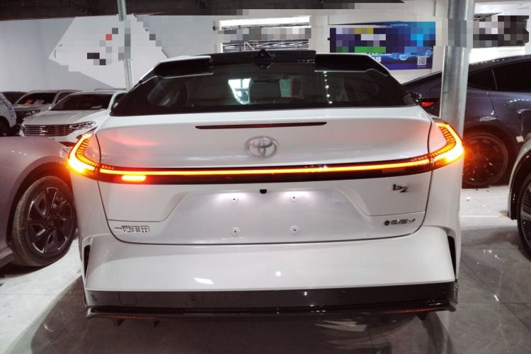 Used Toyota bZ5 2025 Model 550 PRO Smart Driving Edition