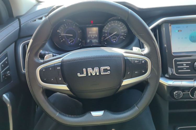 Used JMC Yuhu 7 2020 2.0T Diesel Automatic 2WD Comfort Plus Long Wheelbase China VI Emission Standard JX4D20A6L
