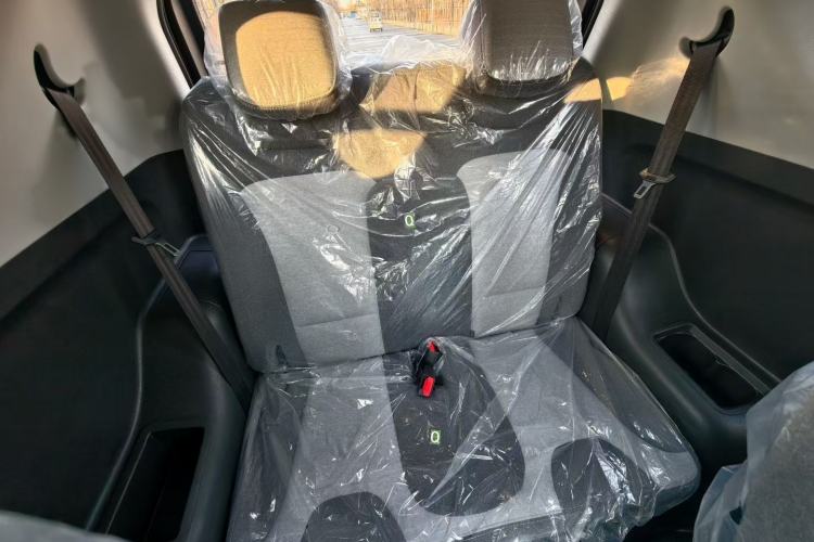 Used Chery QQ Little Ant 2025 Model, 251km Favorite Edition, 25.05kWh Interior 4