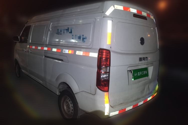 Used Sunlong DST 5 2021 All-Electric Van with 41.86 kWh