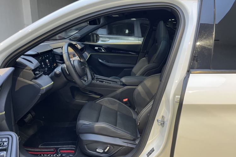 Used Lynk & Co 03 2023 2.0TD DCT JingPro
