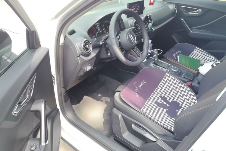 Used Audi Q2L 2018 35 TFSI Launch Exclusive Edition China V Driver Seat