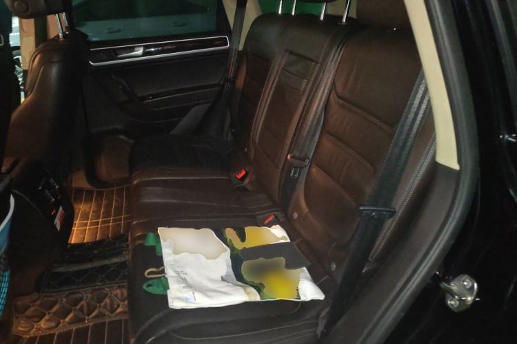 Used Volkswagen Touareg 2011 3.0 TSI Comfort Version