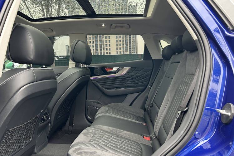 Used Hongqi HS5 2022 Revised Version 2.0T Smart Connect Flagship Edition
