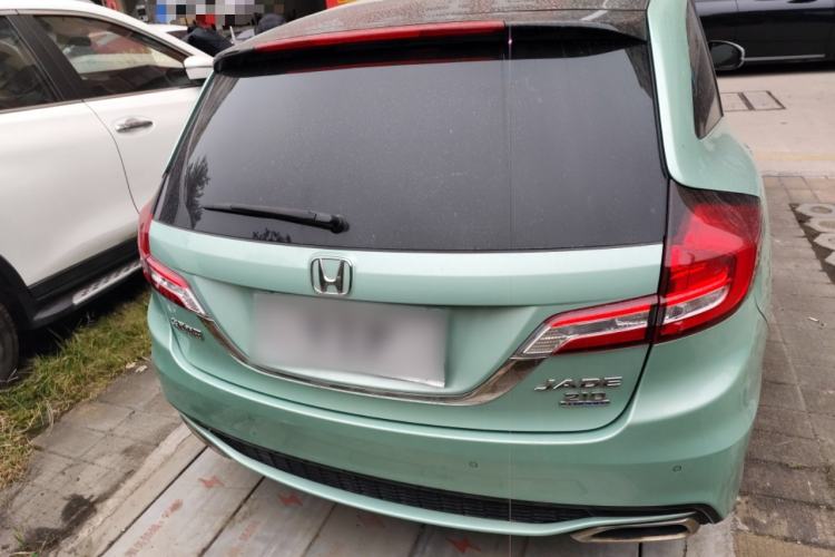 Used Honda Jade 2017 210TURBO CVT Fashion Edition 5-seater
