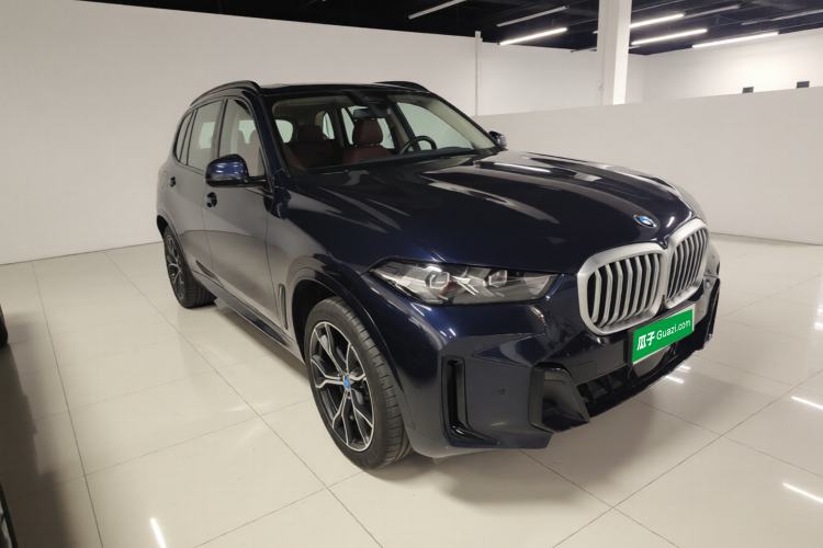 Used BMW X5 2023 xDrive 30Li Luxury M Sport Night Edition Package
