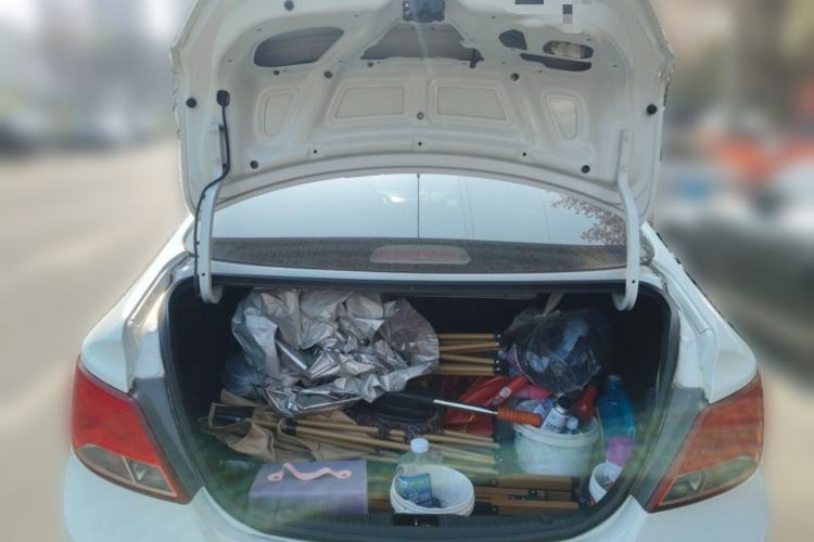 Used Hyundai Verna (older generation) 2014 1.4L Manual Smart GLS Trim Trunk