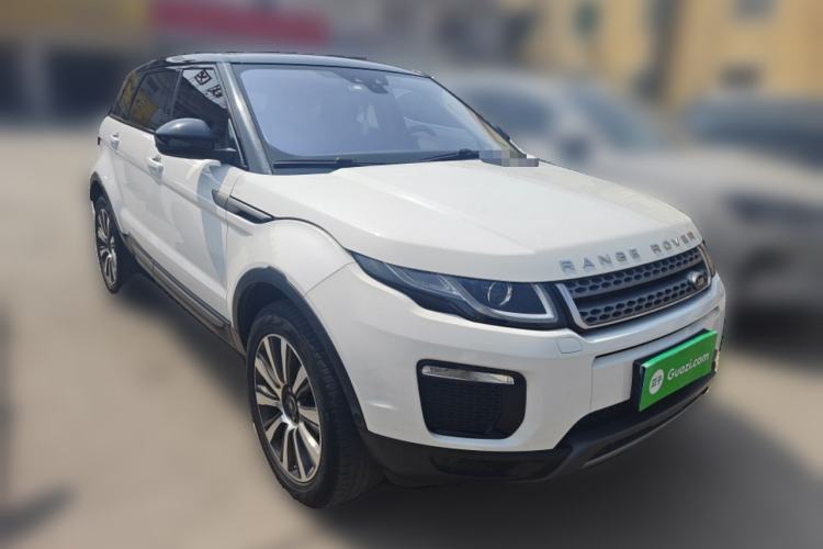 Used Land Rover Range Evoque 2018 240 PS SE Smart Brilliance Edition Front Right 45 Deg