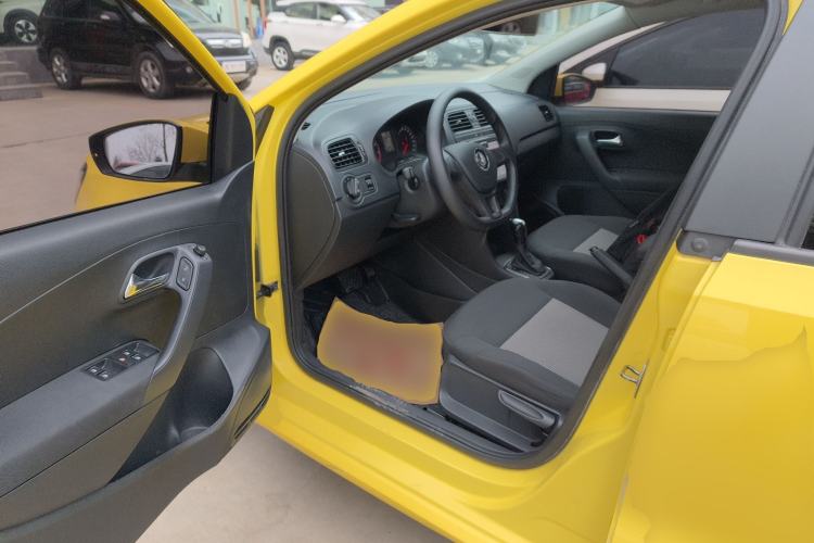 Used Volkswagen Polo 2016 1.4L Automatic Trendy Model
