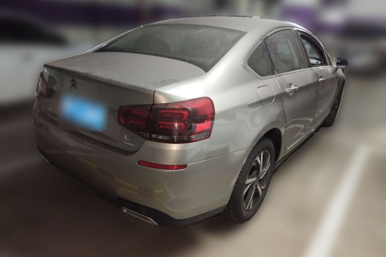 Used Citroen C5 2017 350THP Automatic Luxury Model Exterior 5