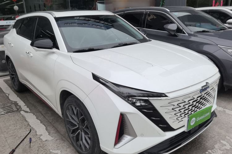 Used CHANGAN OSHAN Z6 2022 Blue Whale 1.5T DCT Smart Edition Exterior 1