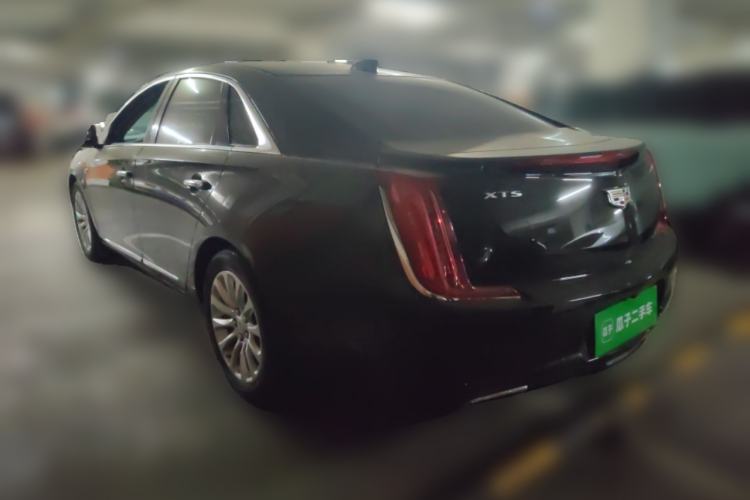 Used Cadillac XTS 2018 28T Elite Edition Rear Left 45 Deg