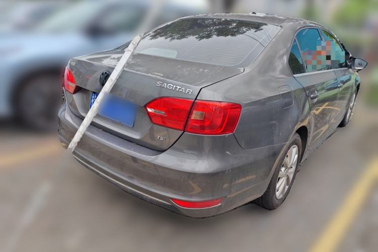 Used Volkswagen Sagitar 2012 1.4TSI Automatic Luxury Edition