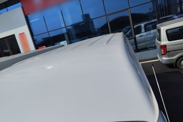 Used SRM Haoyun 2025 Launch Edition Farady 42.3 kWh 305 km 6 seats
