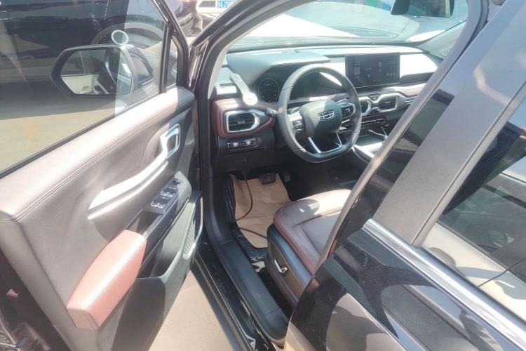 Used Geely Auto Haoyue 2022 1.8TD DCT Luxury 7-Seater Driver Seat