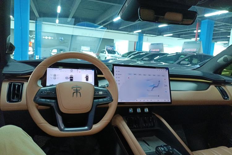 Used BYD Song L EV 2025 662 km Advanced Intelligent Driving Version Center Console