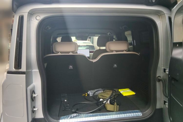 Used iCAR V23 2025 501 Four-Wheel Drive Advanced Version Trunk