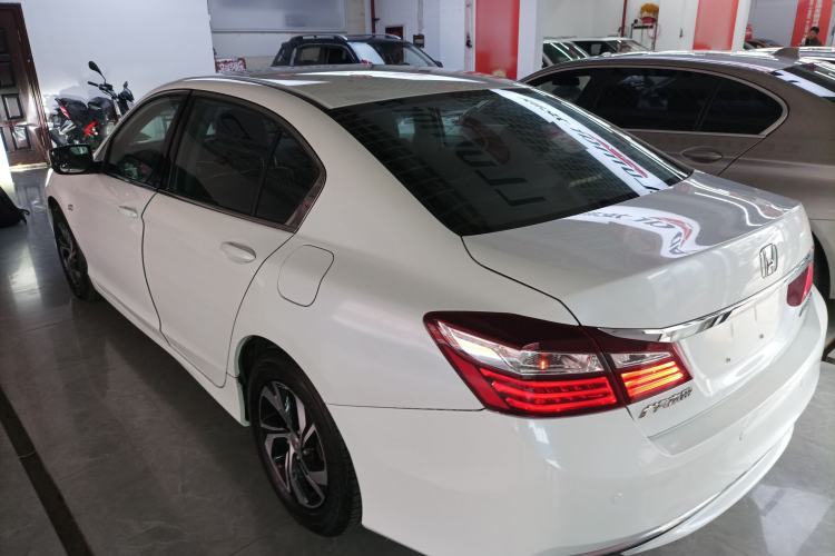 Used Honda Accord 2016 2.0L Comfort Edition
