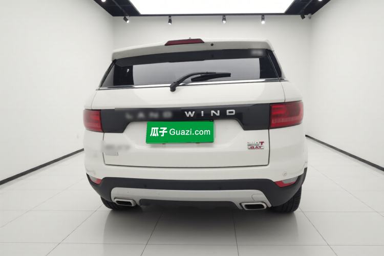 Used Land X7 2015 2.0T Panoramic Prestige Edition
