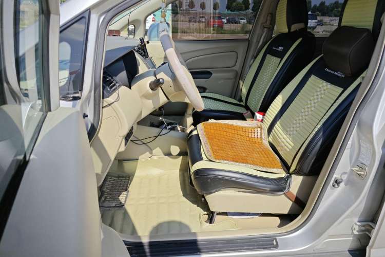 Used Venucia D50 2013 1.6L Manual Fashion Edition