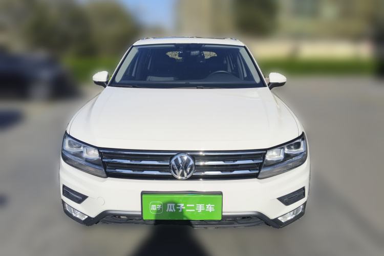 Used Volkswagen Tiguan L 2017 330TSI Automatic Two-Wheel Drive Luxury Edition Front