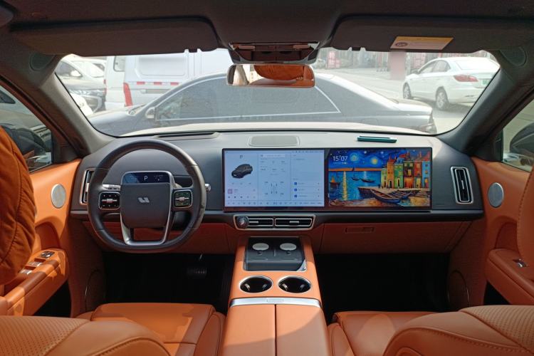 Used Li Auto L8 2023 Pro Model Center Console