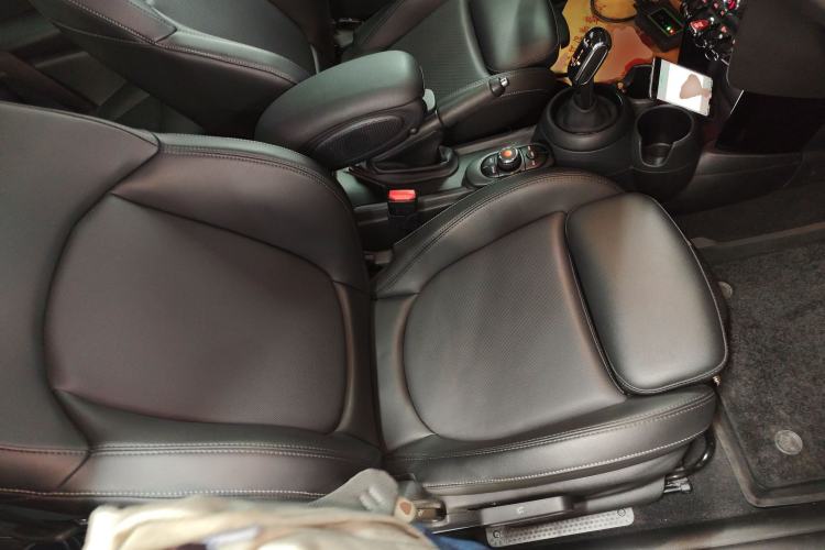 Used MINI 2019 1.5T COOPER Classic Edition
