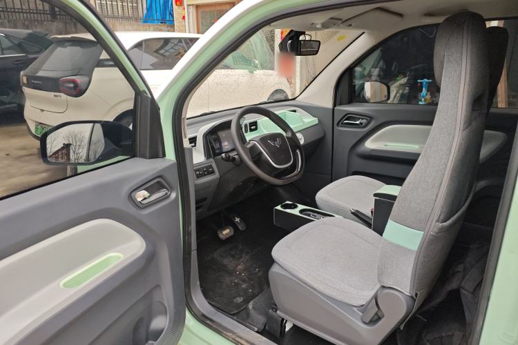 Used Wuling Hongguang MINIEV 2022 Macaron Fashion Model Lithium Iron Phosphate Driver Seat