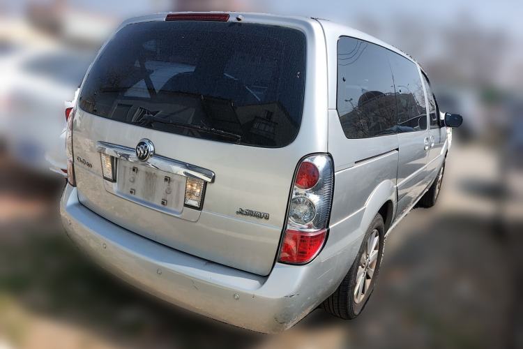 Used Buick GL8 2014 2.4L Classic Edition Rear Right 45 Deg