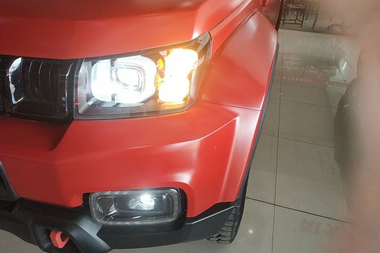 Used BAIC Off-Road BJ40 2023 2.0D Automatic Four-Wheel Drive Blade Hero Edition Adventurer Type

