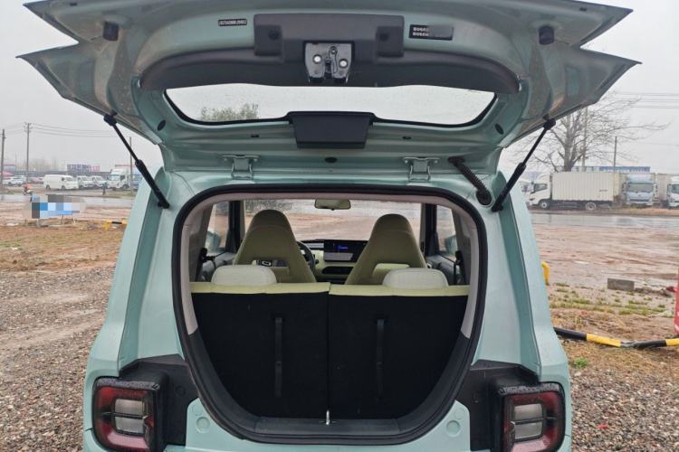 Used Geely Galaxy Panda 2024 Panda Mini 200km Endurance Bear
