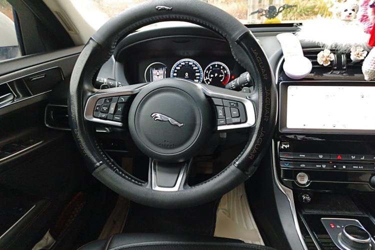 Used Jaguar XEL 2019 2.0T 200 PS Deluxe Edition
