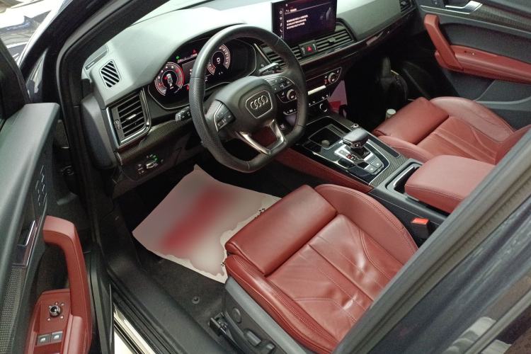 Used Audi Q5L Sportback 2021 40 TFSI Enjoy Life Edition Driver Seat