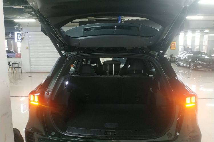 Used Lynk & Co 06 EM-P 2023 1.5T Remix PHEV Hero