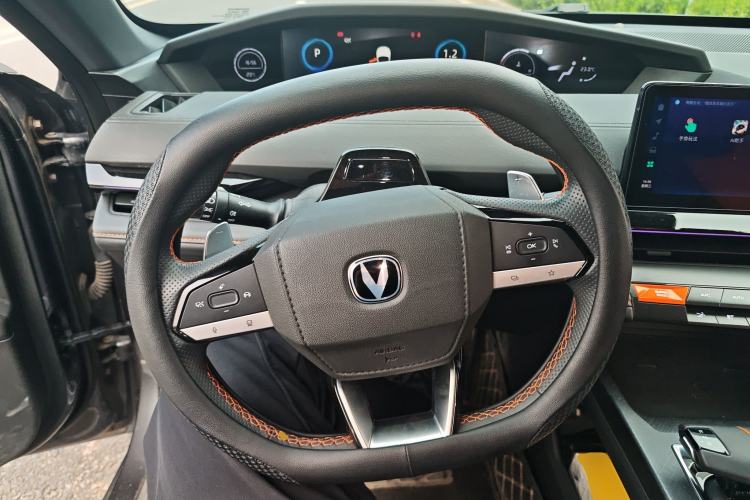 Used CHANGAN UNI-V 2022 1.5T Prestige Version Steering Wheel