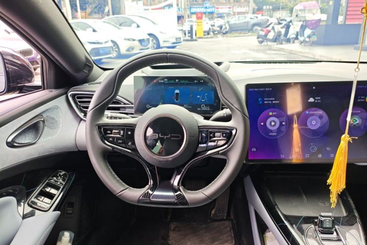 Used BYD Seal 2022 700 km Long-Range Rear-Wheel-Drive Version
