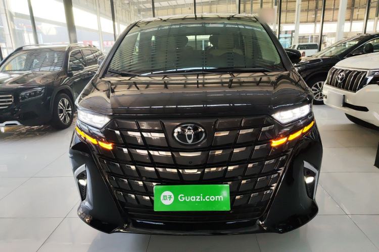Used Toyota Alphard 2024 Dual-Engine 2.5L Deluxe Edition
