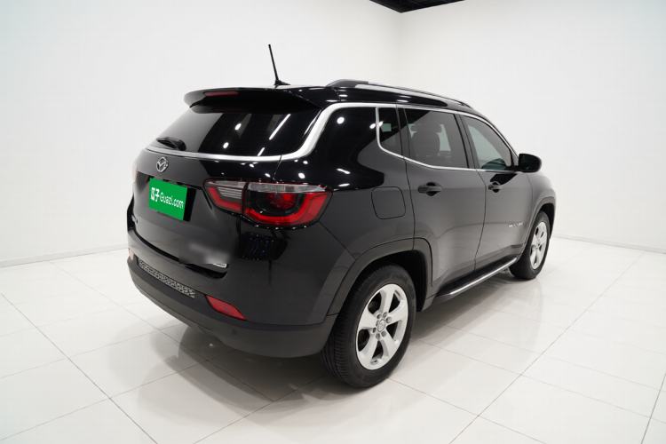 Used Jeep Compass 2017 200T Automatic Family Edition
