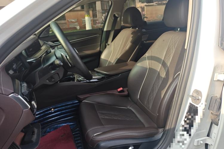 Used BMW 5 Series 2021 530Li xDrive Luxury Package Left Front Seat