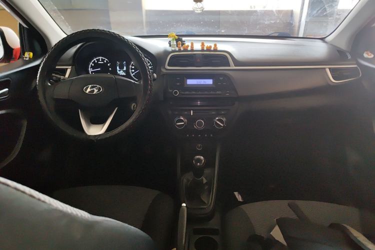 Used Hyundai Verna (older generation) 2017 1.4L Manual Refreshed Version China VI Standard