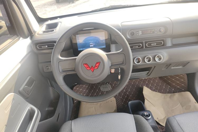 Used Wuling Zhiguang New Energy 2025 Model 305km Ambitious Edition
