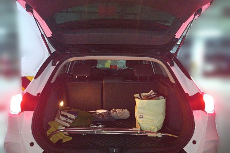 Used Buick Encore 2020 20T CVT Luxury Edition Trunk