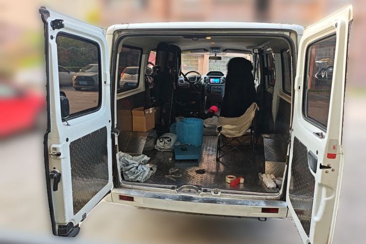 Used SAIC MAXUS Xintu V80 2021 2.0T Manual Classic Aoyuntong Short Wheelbase Ultra-Low Roof 5/6-Seater