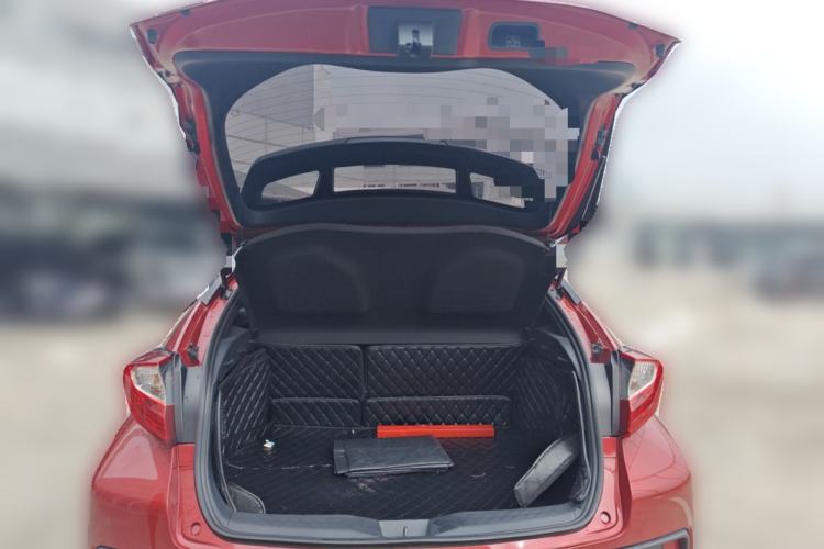 Used Toyota C-HR 2020 2.0L Leading Edition Trunk