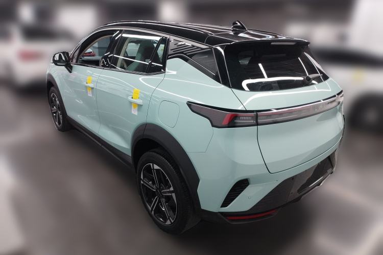 Used Lynk & Co 06 EM-P 2023 EM-P 126 Long-Range Halo Rear Left 45 Deg