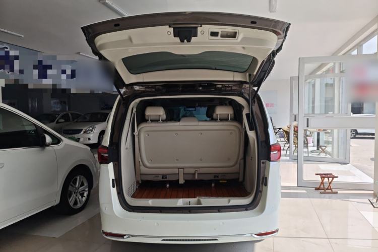 Used Buick GL8 2021 Land Cruiser Executive 652T Premium Model
