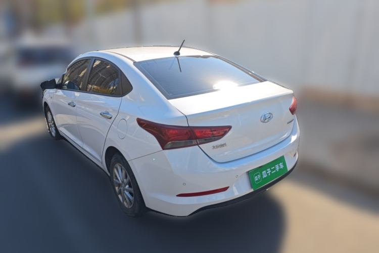 Used Hyundai Verna (new generation) 2016 1.4L Automatic Cool Edition GLS Rear Left 45 Deg