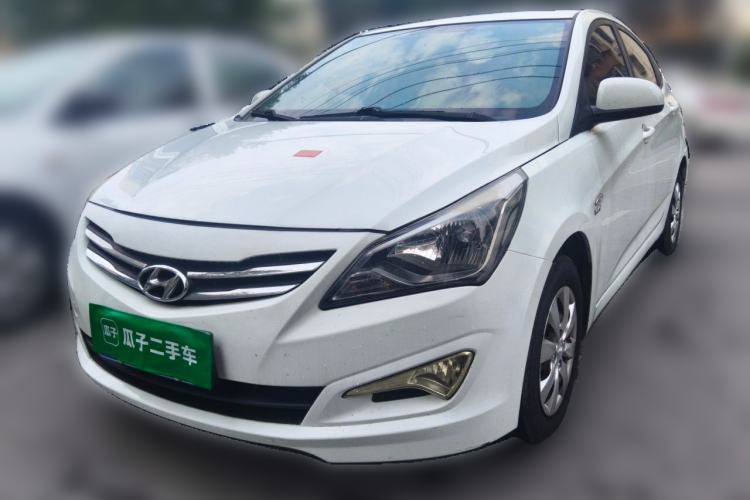 Used Hyundai Verna (older generation) 2014 1.4L Manual Smart GLS Trim