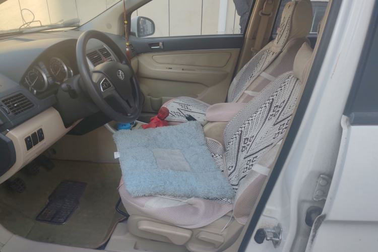 Used BAIC E Series 2012 Hatchback 1.5L Manual Leshang Version
