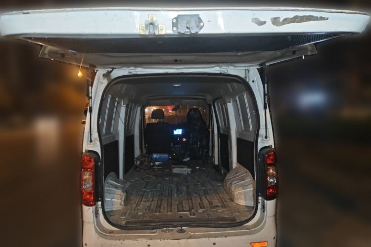 Used CHANGAN KAICHENG Ruixing EM60 2022 Pure Electric Van 4498 mm Long Flat Roof with Rear-Hinged Doors 2 Seats 60 kW 41.86 kWh Trunk